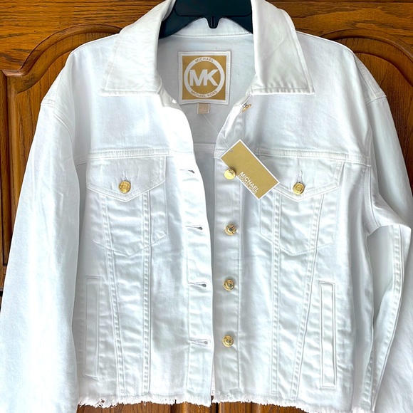 Brand New Michael Kors White Jean Jacket Gold Tone Button Up Frayed Base - Picture 4 of 13